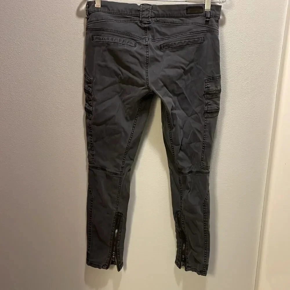 Blanknyc dark gray cargo woman’s jeans